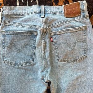 Levi's 501 skinny High Rise Blue Jeans with Vintage-Inspired Style